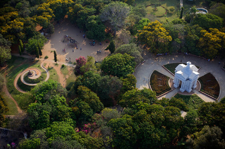 Aayi Mandapam Park Monument a